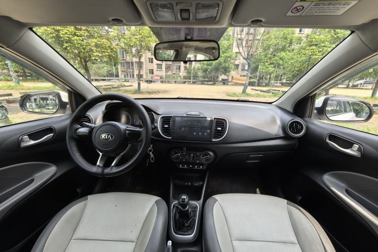 Used Kia Pegas 2017 1.4L Manual Value Edition Interior 9