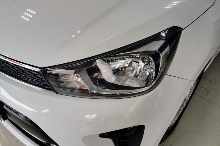 Used Kia Pegas 2017 1.4L Automatic Value Edition Left Front Headlight