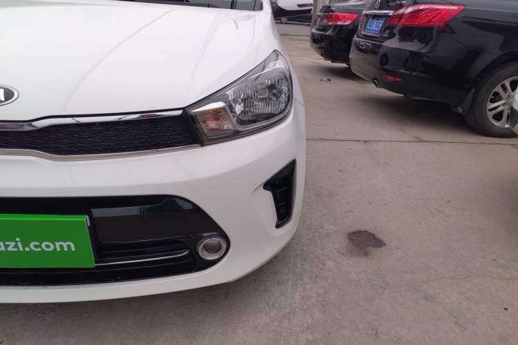 Used Kia Pegas 2017 1.4L Automatic Value Edition Left Front Headlight