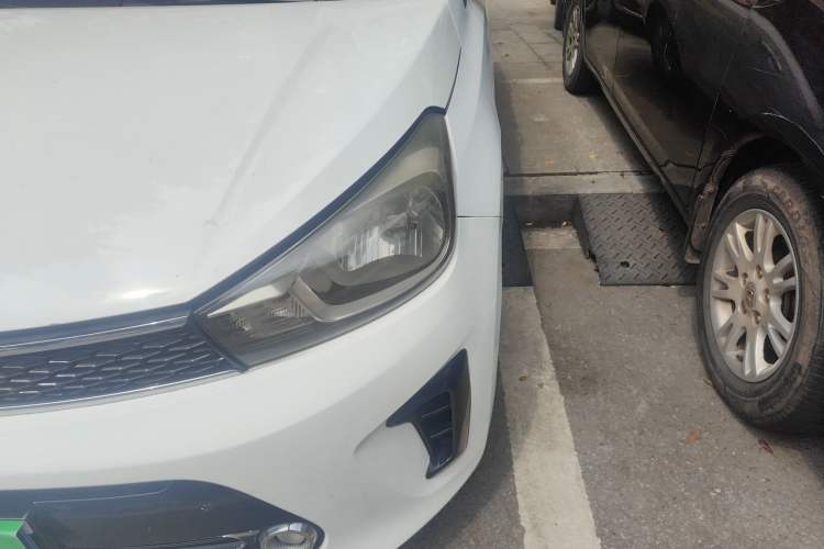 Used Kia Pegas 2017 1.4L Automatic Value Edition Left Front Headlight