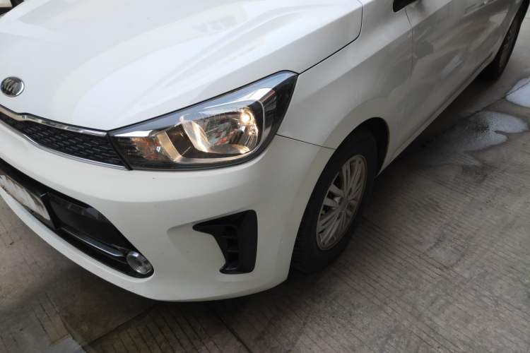 Used Kia Pegas 2017 1.4L Automatic Value Edition Left Front Headlight