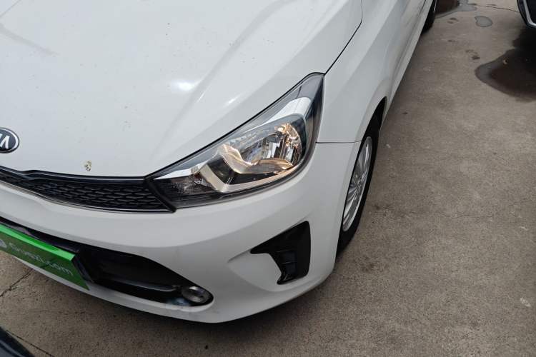 Used Kia Pegas 2017 1.4L Automatic Value Edition Left Front Headlight