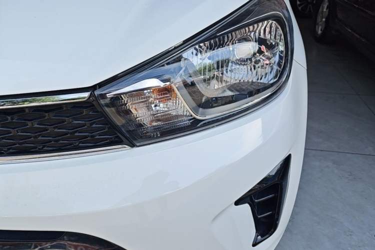 Used Kia Pegas 2017 1.4L Automatic Value Edition Left Front Headlight