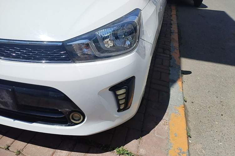 Used Kia Pegas 2017 1.4L Manual Fashion Edition Smart Left Front Headlight