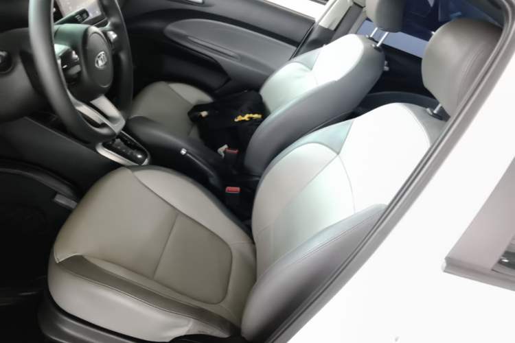 Used Kia Pegas 2017 1.4L Automatic Value Edition Left Front Seat