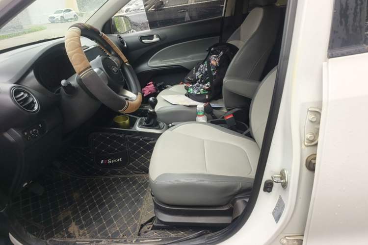 Used Kia Pegas 2017 1.4L Manual Value Edition Left Front Seat