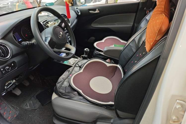 Used Kia Pegas 2017 1.4L Manual Value Edition Left Front Seat