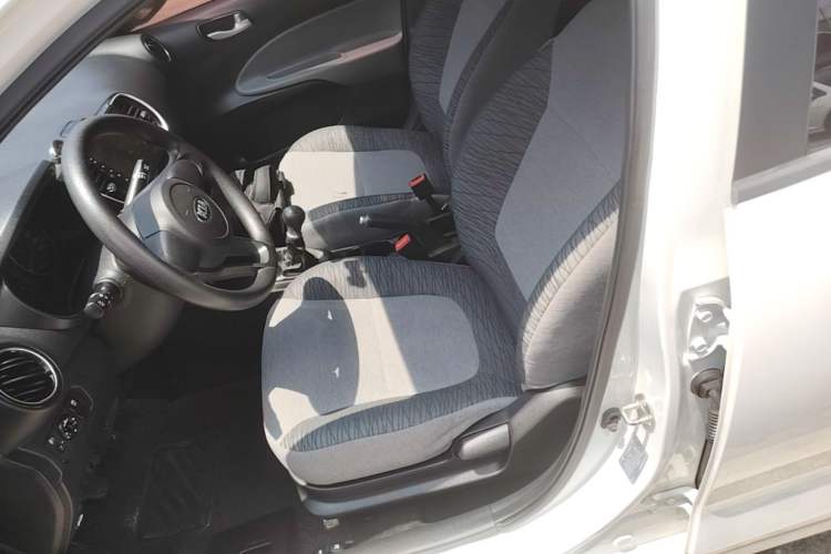 Used Kia Pegas 2017 1.4L Manual Fashion Edition Smart Left Front Seat