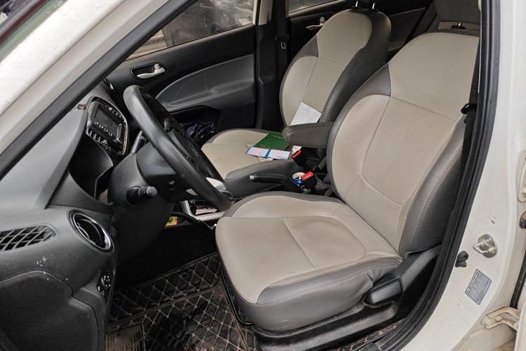 Used Kia Pegas 2017 1.4L Automatic Value Edition Left Front Seat