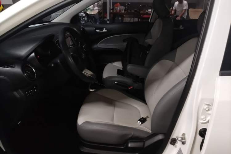 Used Kia Pegas 2017 1.4L Automatic Value Edition Left Front Seat