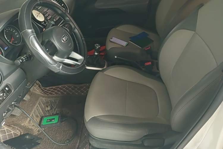 Used Kia Pegas 2017 1.4L Manual Value Edition Left Front Seat
