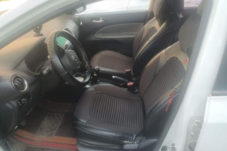 Used Kia Pegas 2017 1.4L Manual Value Edition Left Front Seat