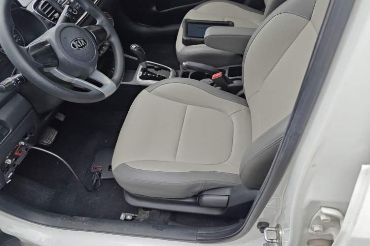 Used Kia Pegas 2017 1.4L Automatic Value Edition Left Front Seat