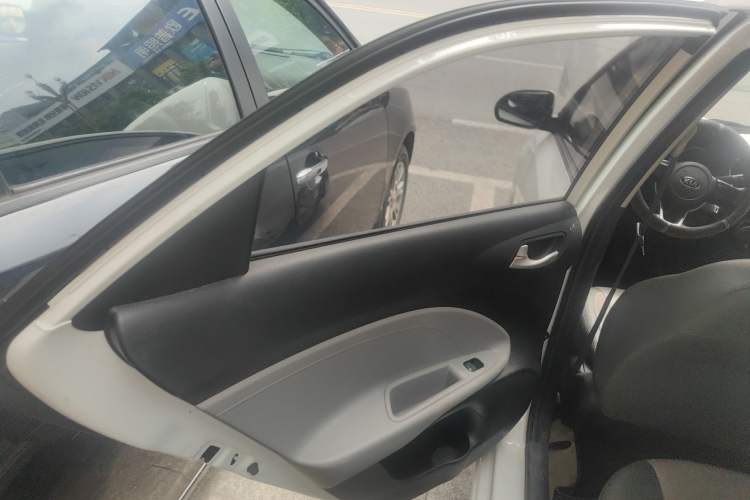 Used Kia Pegas 2017 1.4L Automatic Value Edition Left Rear Door Interior