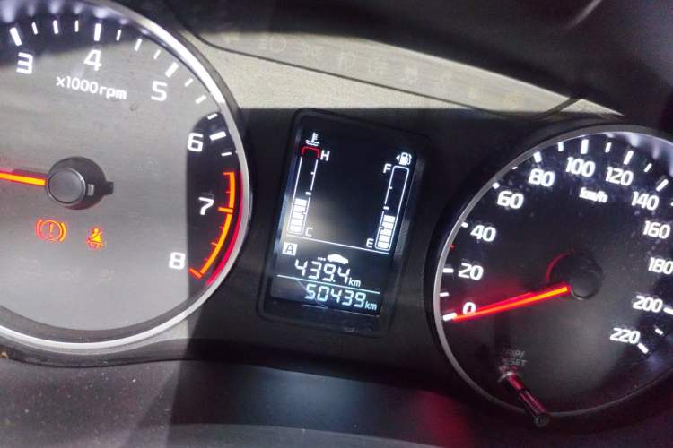 Used Kia Pegas 2017 1.4L Manual Fashion Edition Smart Odometer Close Up