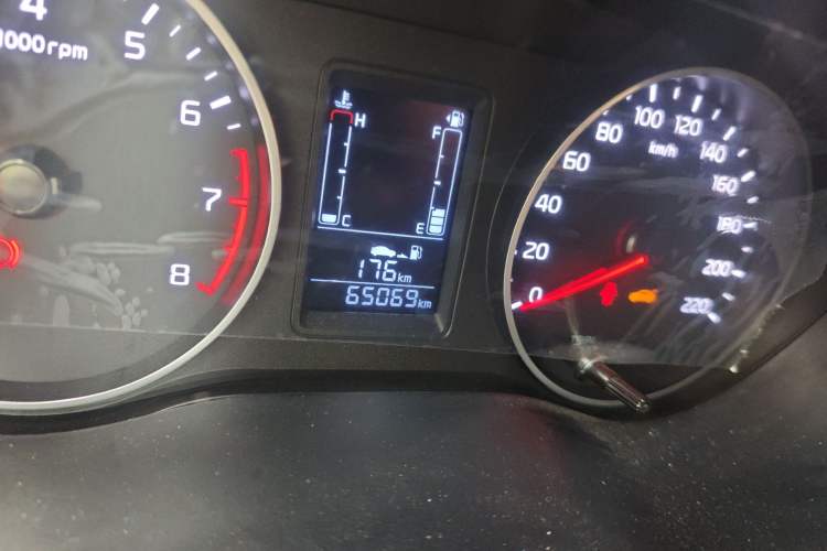 Used Kia Pegas 2017 1.4L Manual Fashion Edition Smart Odometer Close Up