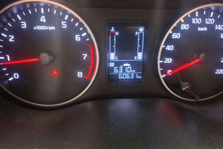 Used Kia Pegas 2017 1.4L Manual Value Edition Odometer Close Up