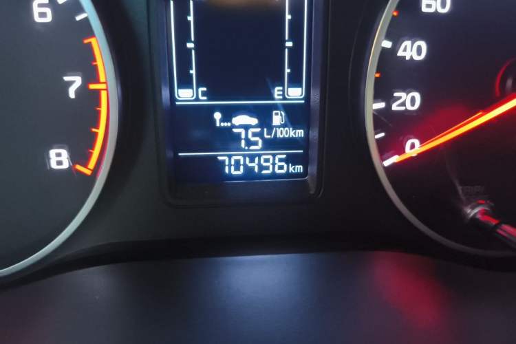 Used Kia Pegas 2017 1.4L Manual Fashion Edition Smart Odometer Close Up