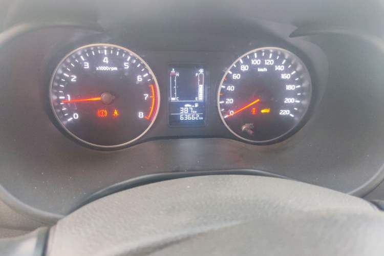 Used Kia Pegas 2017 1.4L Manual Value Edition Odometer Close Up