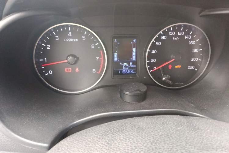 Used Kia Pegas 2017 1.4L Manual Fashion Edition Smart Odometer Close Up