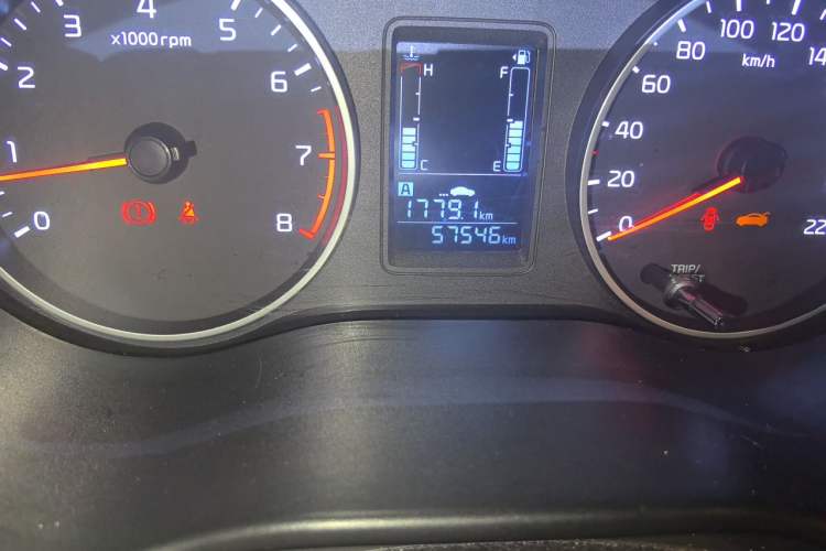 Used Kia Pegas 2017 1.4L Manual Fashion Edition Smart Odometer Close Up