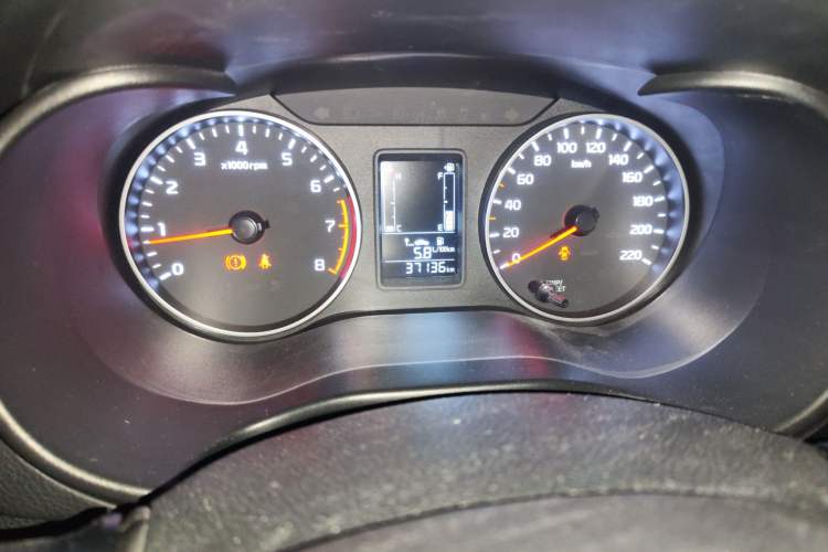 Used Kia Pegas 2017 1.4L Manual Fashion Edition Smart Odometer Close Up