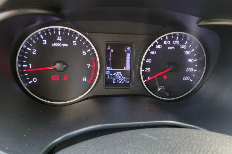 Used Kia Pegas 2017 1.4L Manual Value Edition Odometer Close Up