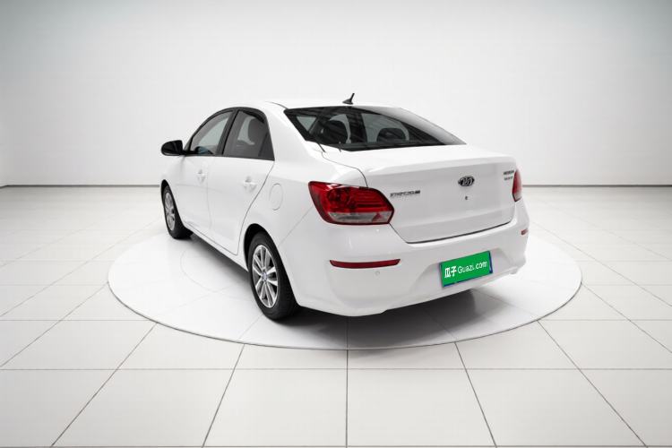 Used Kia Pegas 2017 1.4L Automatic Value Edition Rear Left 45 Deg