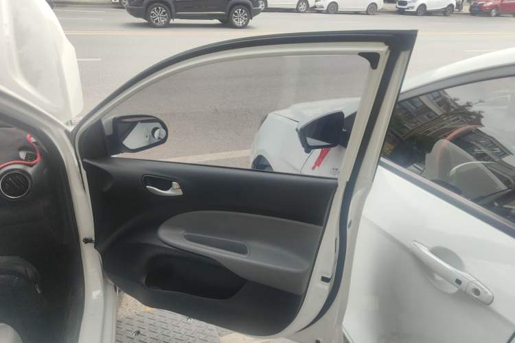 Used Kia Pegas 2017 1.4L Automatic Value Edition Right Front Door Interior