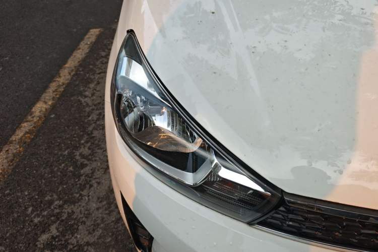 Used Kia Pegas 2017 1.4L Manual Value Edition Right Front Headlight