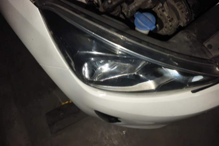 Used Kia Pegas 2017 1.4L Manual Value Edition Right Front Headlight