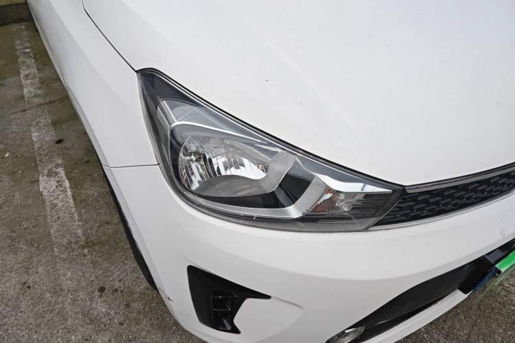 Used Kia Pegas 2017 1.4L Automatic Value Edition Right Front Headlight
