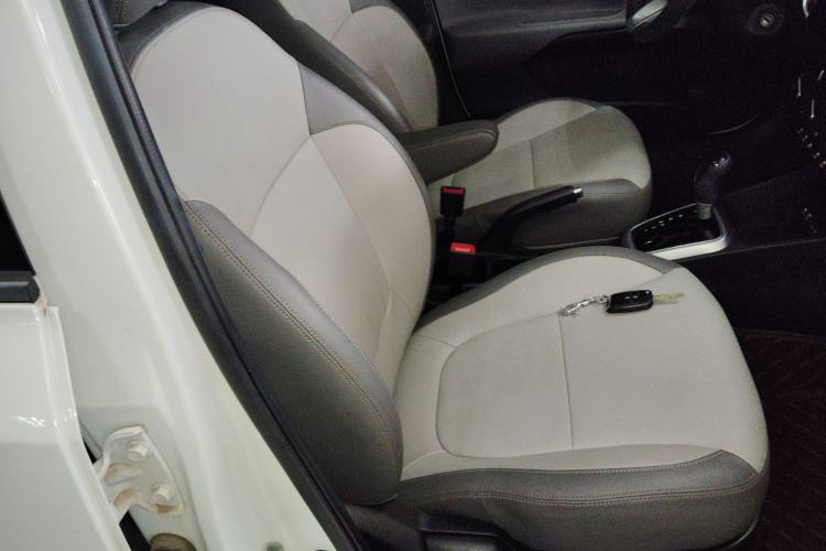 Used Kia Pegas 2017 1.4L Automatic Value Edition Right Front Seat