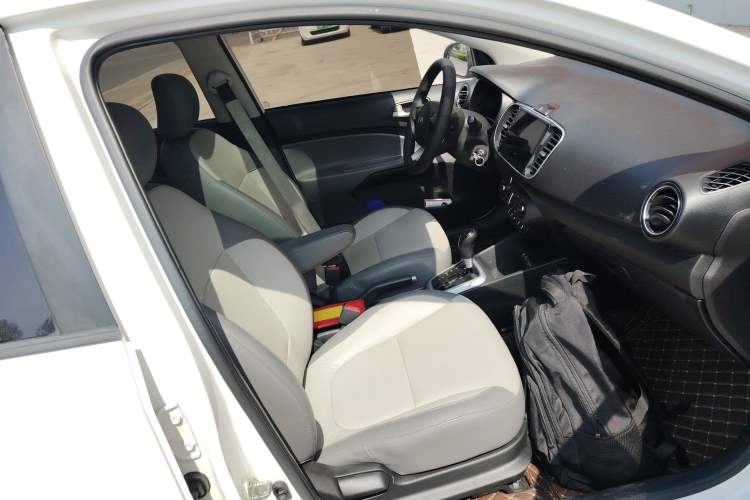 Used Kia Pegas 2017 1.4L Automatic Value Edition Right Front Seat
