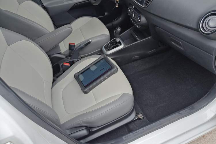 Used Kia Pegas 2017 1.4L Automatic Value Edition Right Front Seat