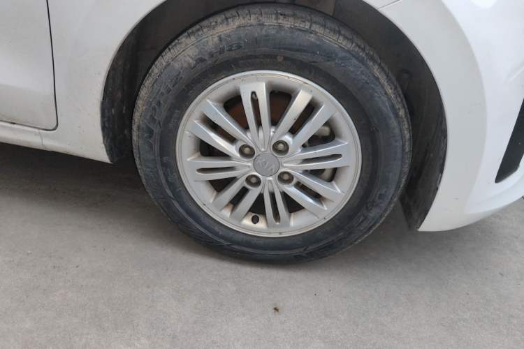 Used Kia Pegas 2017 1.4L Manual Value Edition Right Front Wheel Hub