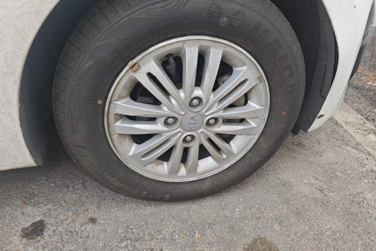 Used Kia Pegas 2017 1.4L Manual Value Edition Right Front Wheel Hub