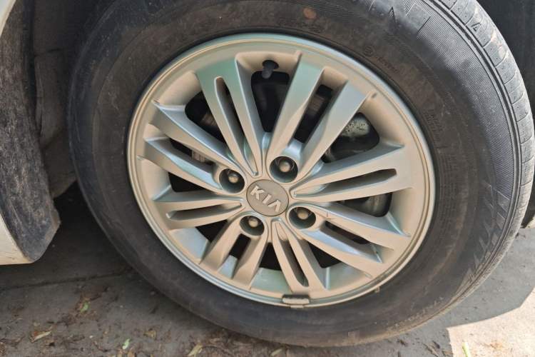 Used Kia Pegas 2017 1.4L Manual Value Edition Right Front Wheel Hub