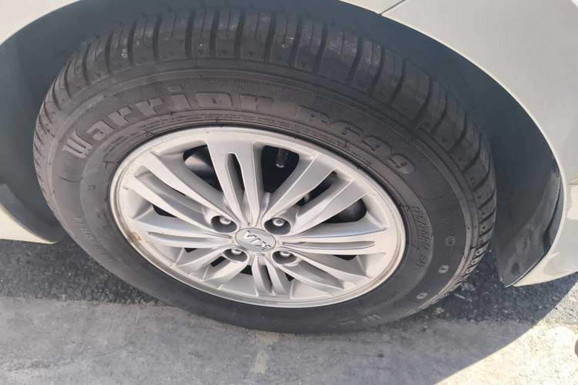 Used Kia Pegas 2017 1.4L Manual Value Edition Right Front Wheel Hub