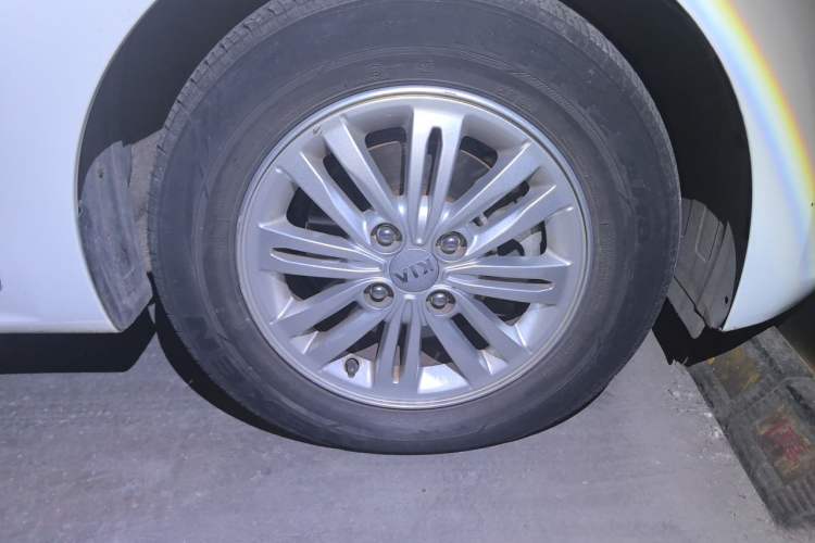 Used Kia Pegas 2017 1.4L Manual Fashion Edition Smart Right Front Wheel Hub