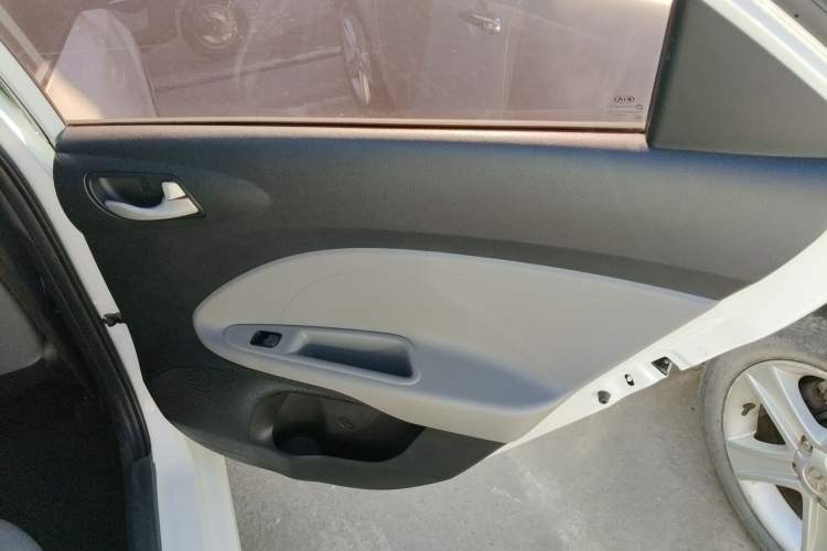 Used Kia Pegas 2017 1.4L Automatic Value Edition Right Rear Door Interior