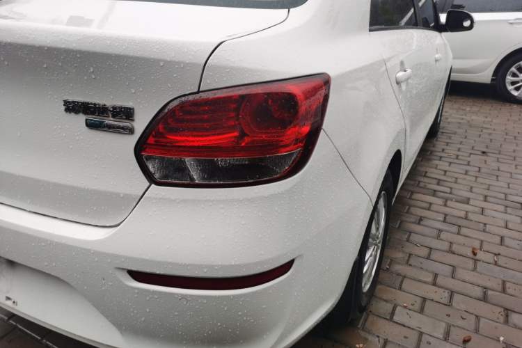 Used Kia Pegas 2017 1.4L Automatic Value Edition Right Rear Taillight