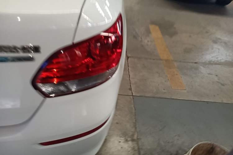 Used Kia Pegas 2017 1.4L Automatic Value Edition Right Rear Taillight