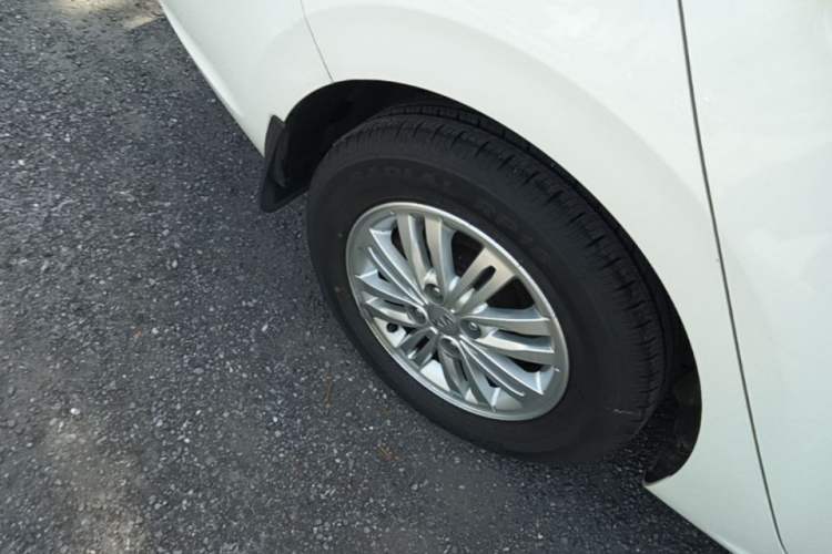 Used Kia Pegas 2017 1.4L Automatic Value Edition Right Rear Wheel Hub