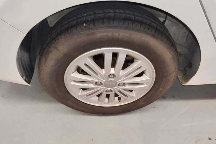 Used Kia Pegas 2017 1.4L Manual Value Edition Right Rear Wheel Hub