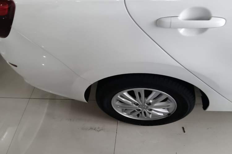 Used Kia Pegas 2017 1.4L Automatic Value Edition Right Rear Wheel Hub