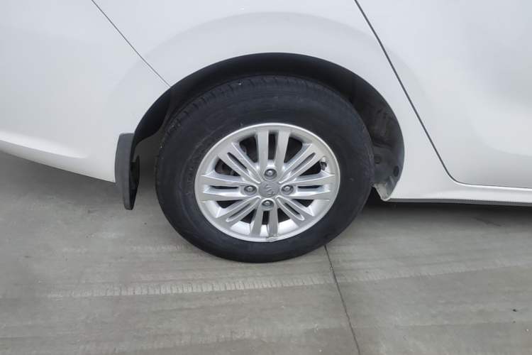 Used Kia Pegas 2017 1.4L Manual Value Edition Right Rear Wheel Hub