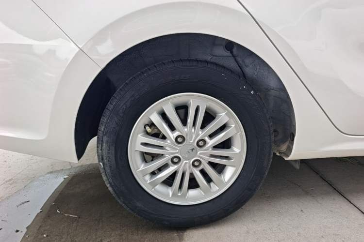 Used Kia Pegas 2017 1.4L Manual Value Edition Right Rear Wheel Hub