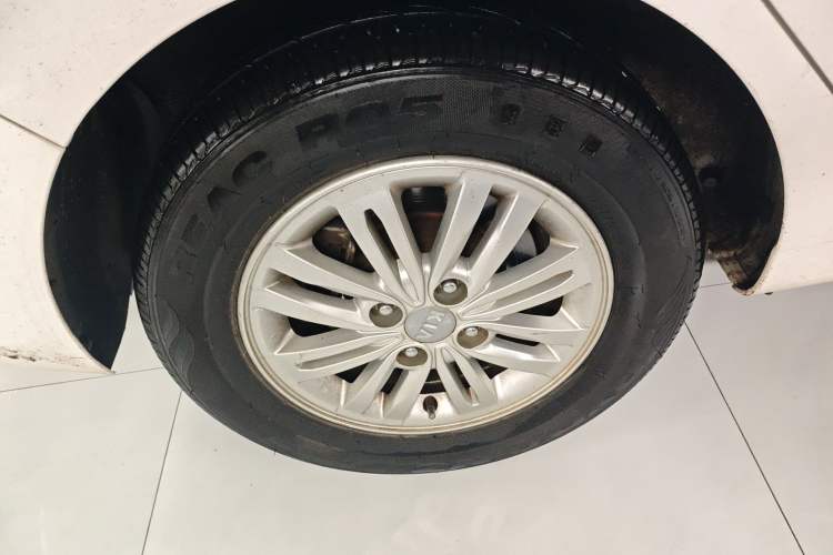 Used Kia Pegas 2017 1.4L Manual Value Edition Right Rear Wheel Hub