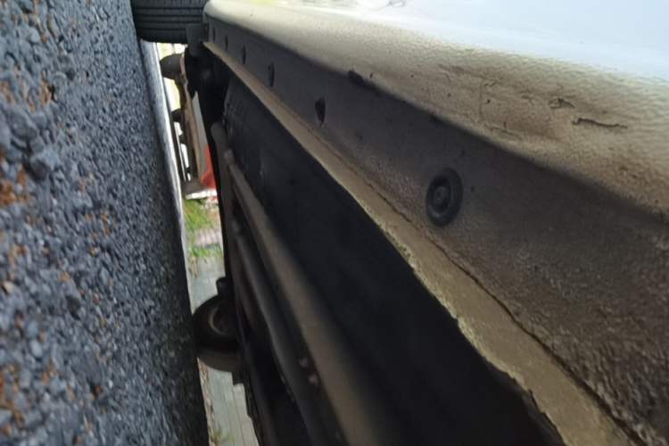 Used Kia Pegas 2017 1.4L Automatic Value Edition Right Side Sill